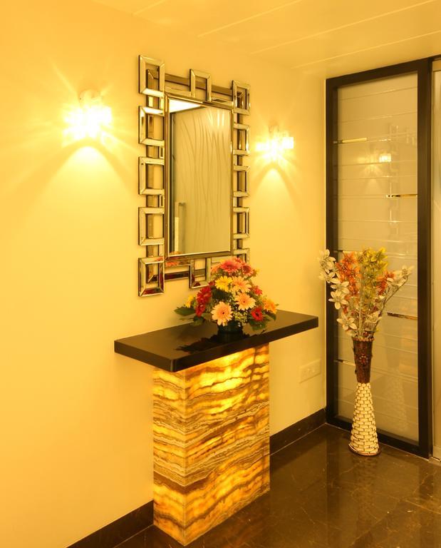 Hotel Columbus Mumbai Exterior photo