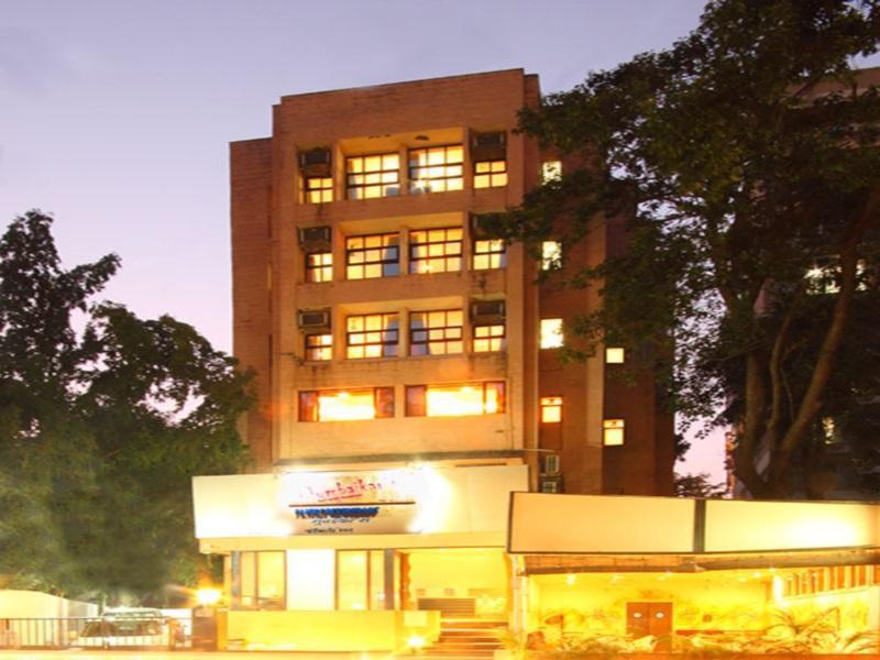 Hotel Columbus Mumbai Exterior photo